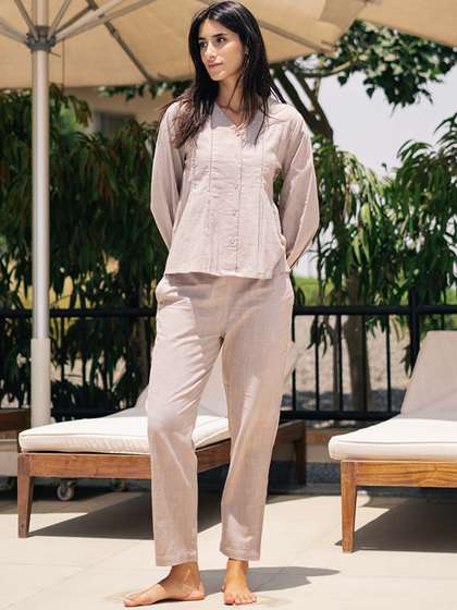 SANSKRUTIHOMES
                        V-Neck Pure Cotton Night suit