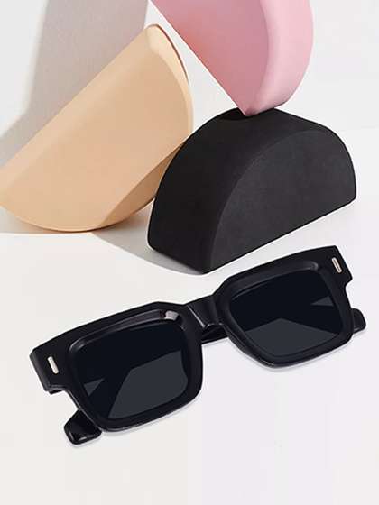 Peter Jones Eyewear
                        Unisex Oversized Sunglasses with Polarised Lens
                        3688B