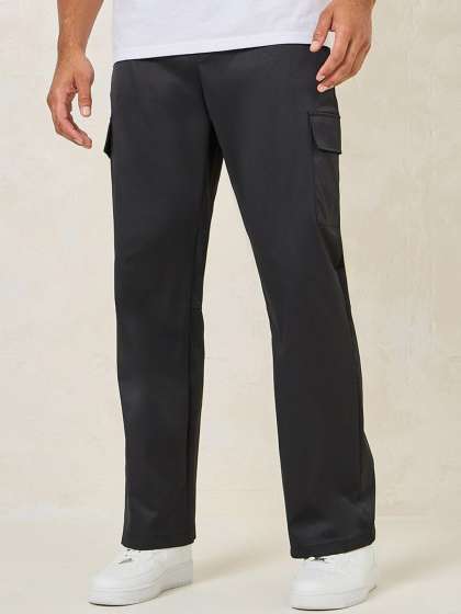 Styli Men Relaxed Fit Cargo Pants