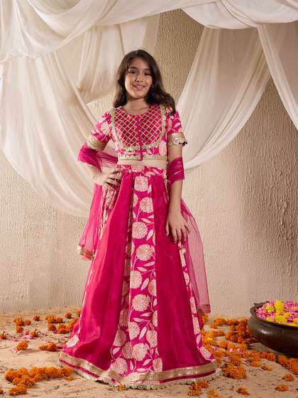 Pspeaches Girls
                      Magenta Floral Taffeta Lehenga Choli Dupatta Set