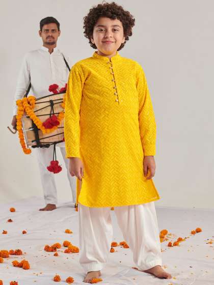 pspeaches Boys Ethnic
                    Motifs Embroidered Regular Thread Work Kurta with
                    Pyjamas