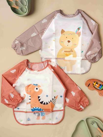KICKS & CRAWL Pack
                    Of 2 Infant Printed Bibs