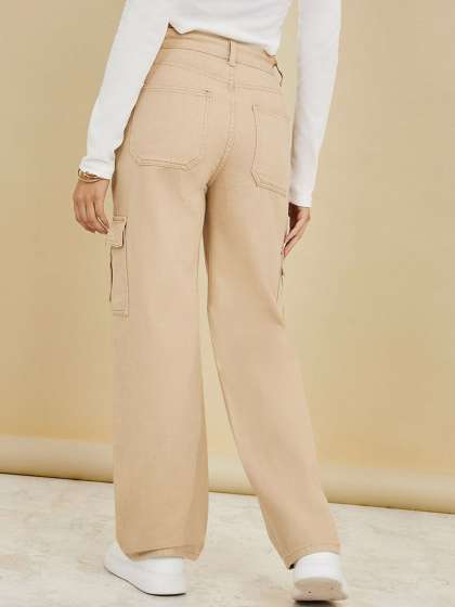 Styli Women High Rise Relaxed Fit Stretchable Cargo Jeans