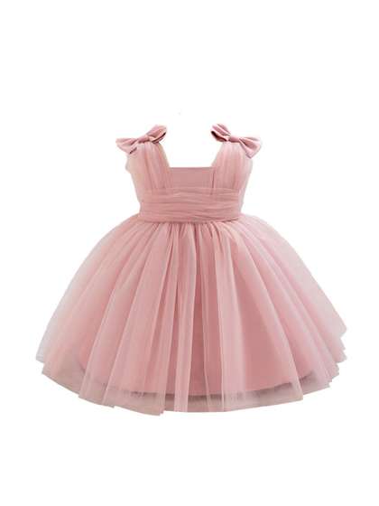 StyleCast x Revolte
                    Balloon Dress