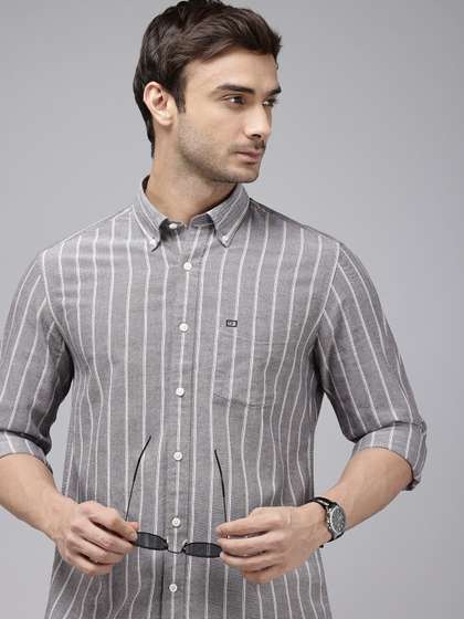 Arrow Sport Men Slim
                        Fit Striped Pure Cotton Casual Shirt