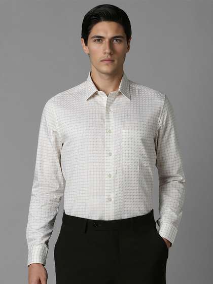 Louis Philippe Men Slim Fit Checked Spread Collar Pure Cotton Formal Shirt