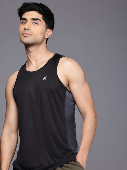 HRX by Hrithik Roshan Run On Clouds Trailtrackers Dyed Rapid-Dry Running Tshirts