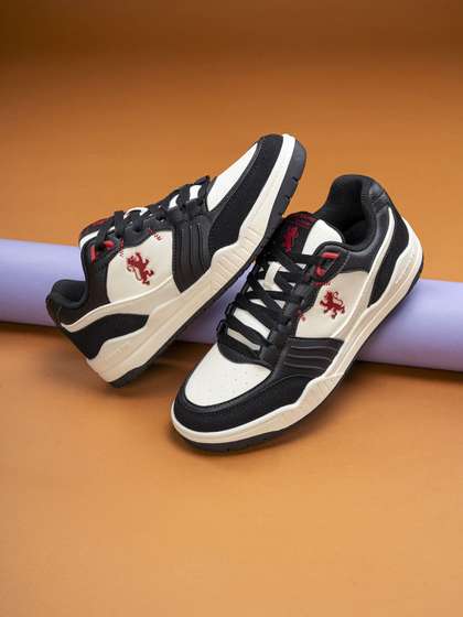 Red Tape Men
                    Colourblocked Sneakers
