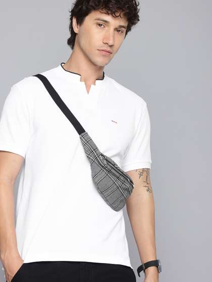 Levis Mandarin Collar Pure Cotton Slim Fit T-shirt