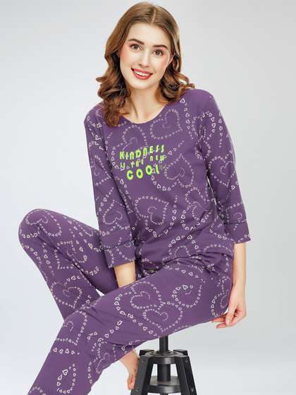 Zeyo Coversational
                          Printed Round Neck Pure Cotton Night Suit