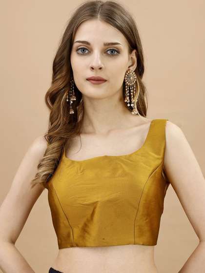 Tikhi Imli Square
                        Neck Sleeveless Saree Blouse