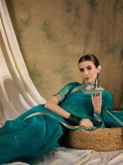 Sangria Sequinned Kanjeevaram Saree