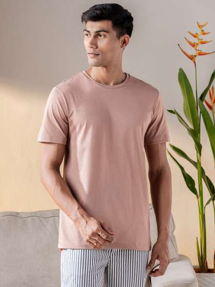 DAMENSCH Men
                          Ultralight Basic Crew Pure Cotton Lounge
                          T-Shirts