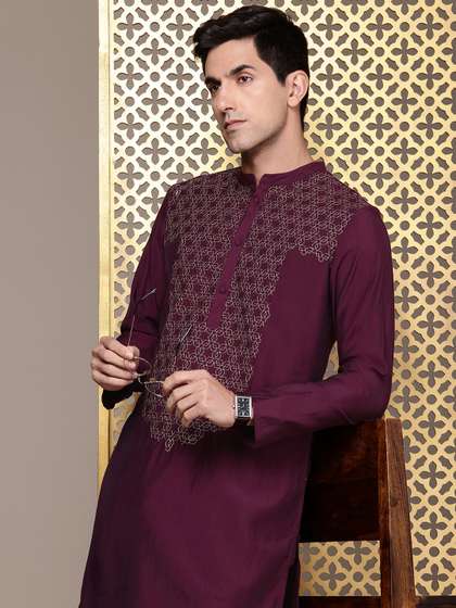 House of Pataudi Embroidered Jashn Kurta