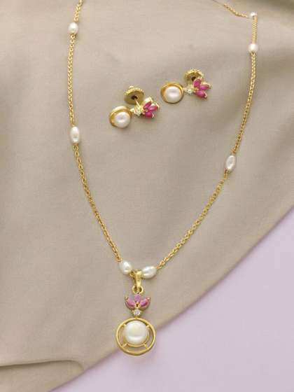Sri Jagdamba Pearls
                        Dealer Radiant Gold-Plated Beaded Jewellery Set