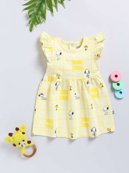 YK X Tinyo Infant Girls
                    Snoopy Printed Flutter Sleeve Fit & Flare Dress