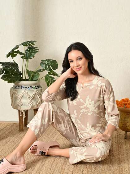 Ichaa Women Printed
                        Night suit