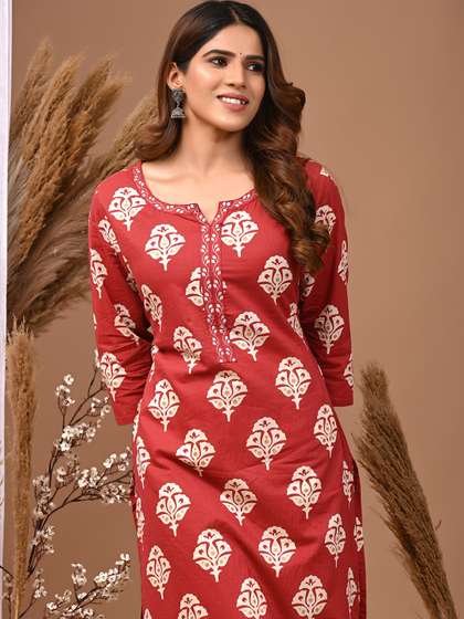 Rimeline Women Ethnic Motifs Printed Thread Work Kurta
