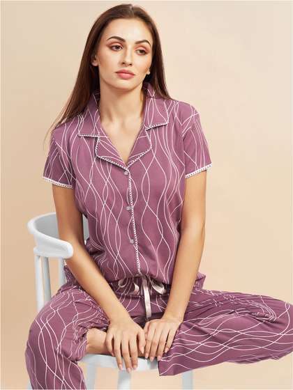 PASTEL CLIP Women
                        Printed Night suit