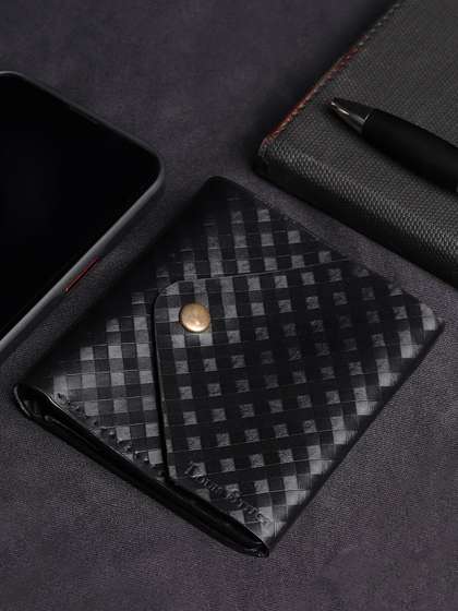 LOUIS STITCH Men
                    Handcrafted Checked Leather Two Fold Wallet