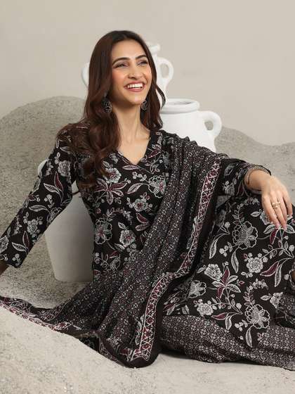 Libas Floral Printed Thread Work Pure Cotton Straight Kurta With Trouser & Dupatta