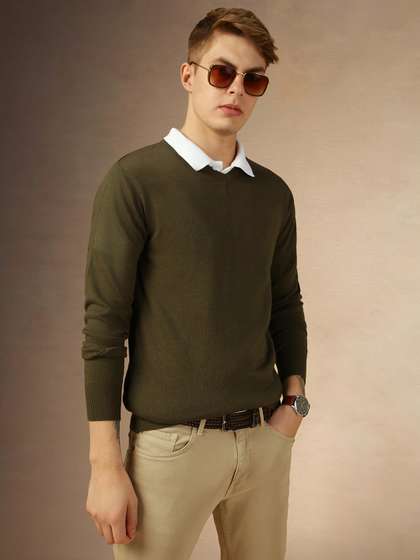Dennis Lingo
                          V-Neck Long Sleeves Slim Fit Ribbed Pure
                          Acrylic Pullover Sweater
