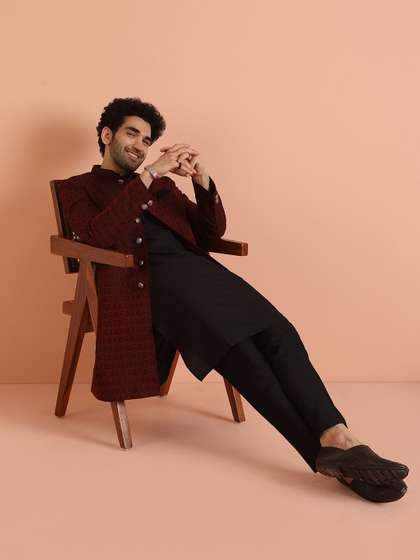 KISAH Men Woven
                        Design Indowestern Sherwani Set