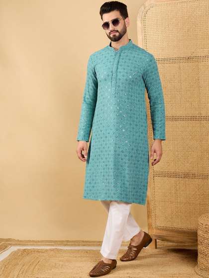 Ethnic Bay Men Embroidered Kurta