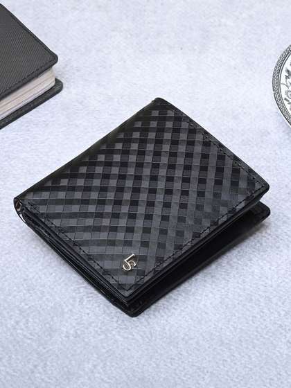 Louis Stitch Handcrafted
                    Spanish Leather Diary Shape Wallet for Men