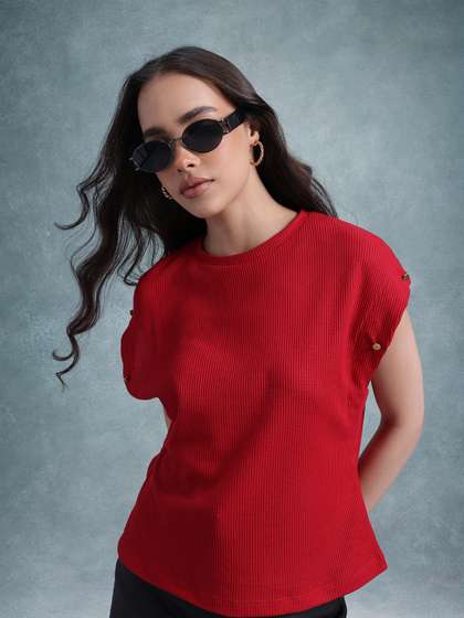 The Roadster Life
                        Co. Extended Sleeves Top