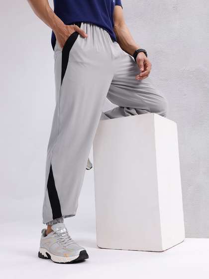 HRX by Hrithik Roshan Men Regular Fit Joggers