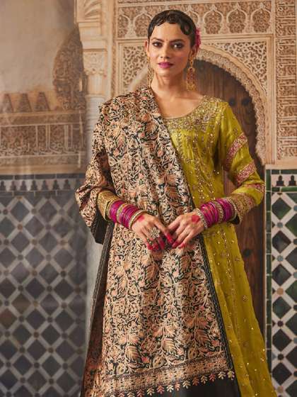 Pashmoda Women
                        Floral Embroidered Shawl