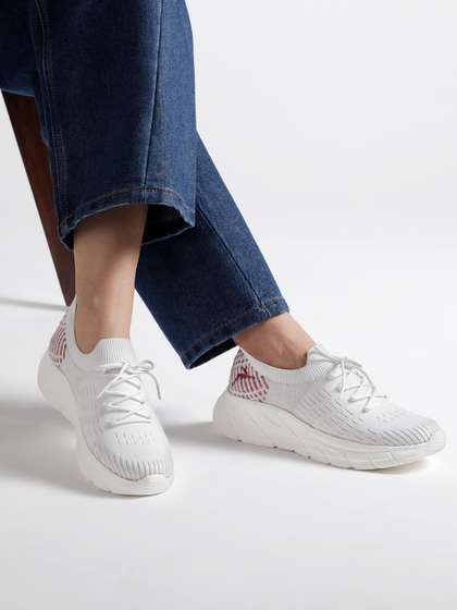 Marc Loire Women Woven
                      Design Slip-On Sneakers