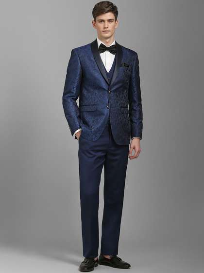 Louis Philippe Men
                        Slim Fit Single Breasted Three Piece Suit