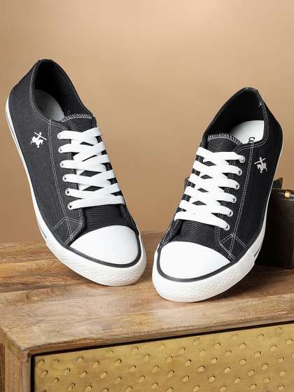 Cantabil Men
                          Colourblocked Sneakers