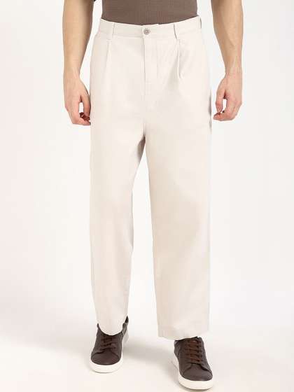 Price History of Calvin Klein Jeans Men Relaxed Fit Mid-Rise