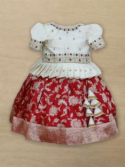UFB Girls Embroidered
                      Thread Work Ready to Wear Lehenga & Blouse