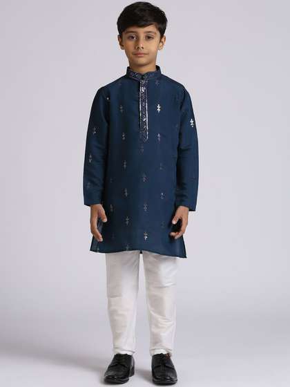 Sangria Boys Ethnic
                    Motifs Embroidered Sequinned Mandarin Collar Kurta
                    With Pyjamas
