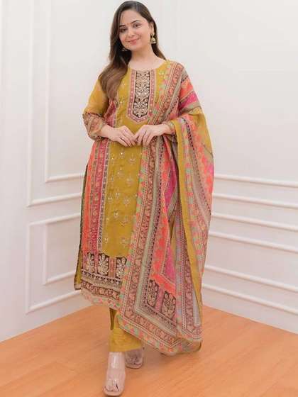 Ethnic 3 You Floral Printed Round Neck Pure Cotton Kurta With Trouser And Dupatta