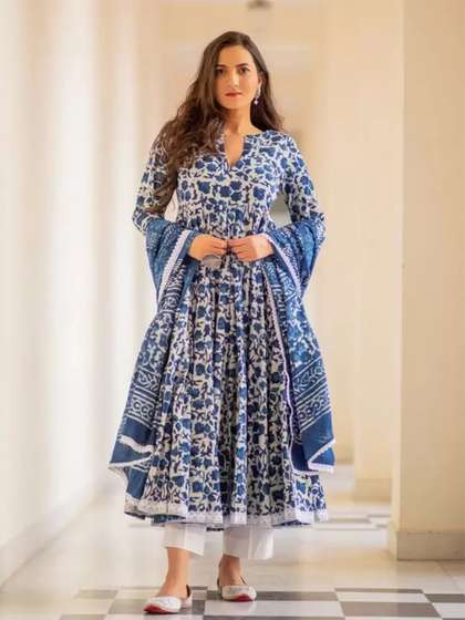 Lookmark Floral Printed Pleated Anarkali Kurta With Dupatta