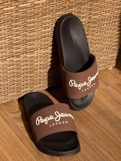 Pepe Jeans Men Printed
                    Sliders