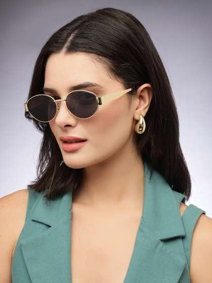 HASHTAG EYEWEAR
                          Women Oval Sunglasses with UV Protected Lens