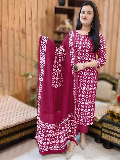KHODALCREATIN Round Neck Straight Kurta Sets