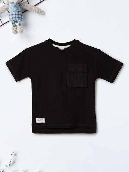 max Boys Solid Round Neck Cotton T-shirt