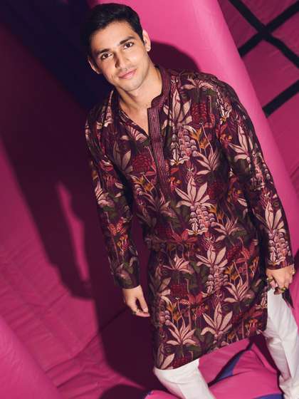 KISAH Floral Printed Mandarin Collar Straight Kurtas