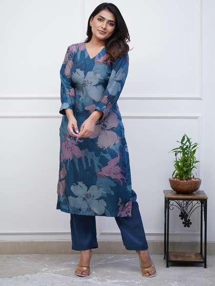 GoSriKi Floral Printed V-Neck Straight Kurta With Trousers