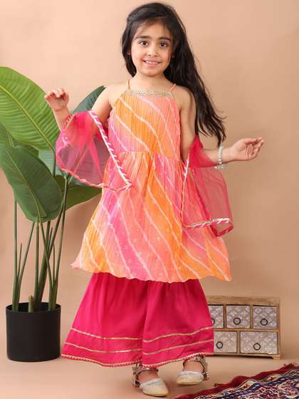 Here&Now X Kinder
                      Kids Girls Leheriya Printed Kurti with Sharara And
                      Dupatta