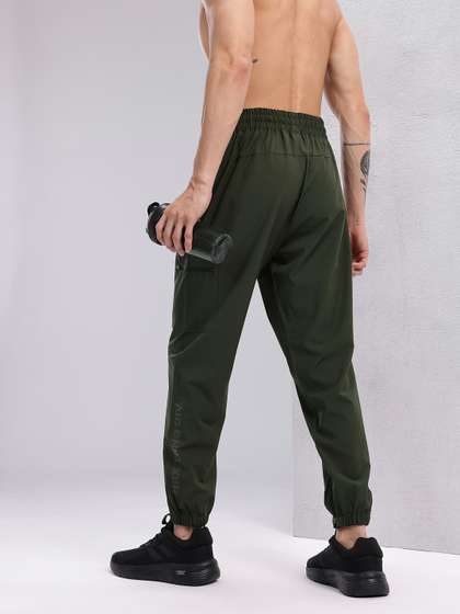 HRX by Hrithik Roshan Men Brand Logo Print Mid-Rise Rapid-Dry Training Cargo-Style Joggers