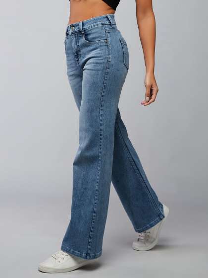 DOLCE CRUDO Women Wide Leg High-Rise Light Fade Stretchable Jeans