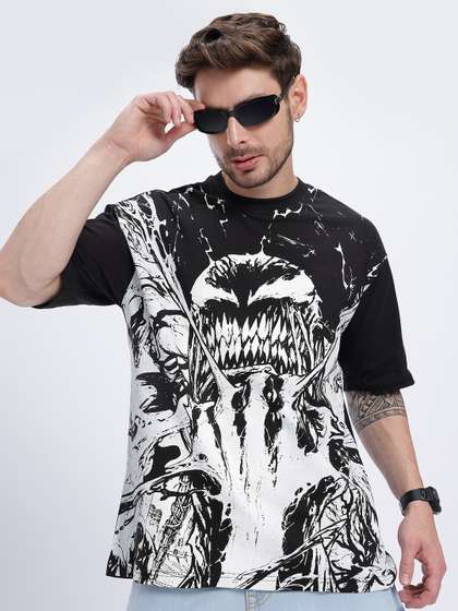 glitchez Marvel
                        Venom Graphic Oversized T-shirt